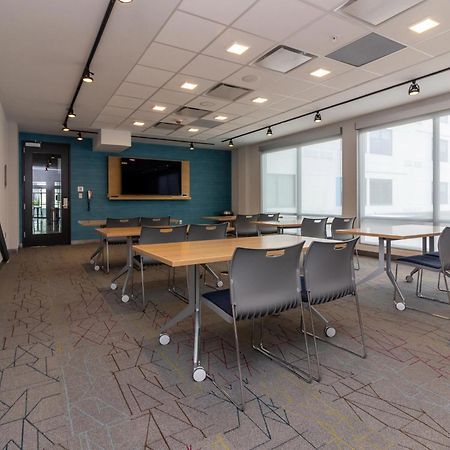 Aloft St. Louis Cortex מראה חיצוני תמונה