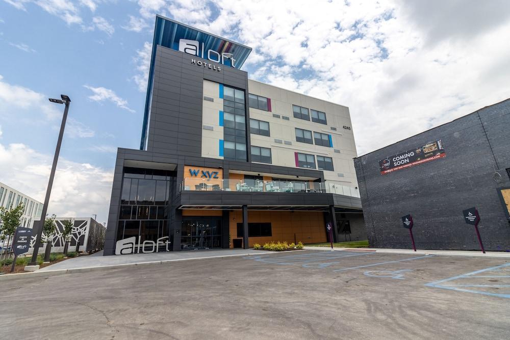 Aloft St. Louis Cortex מראה חיצוני תמונה