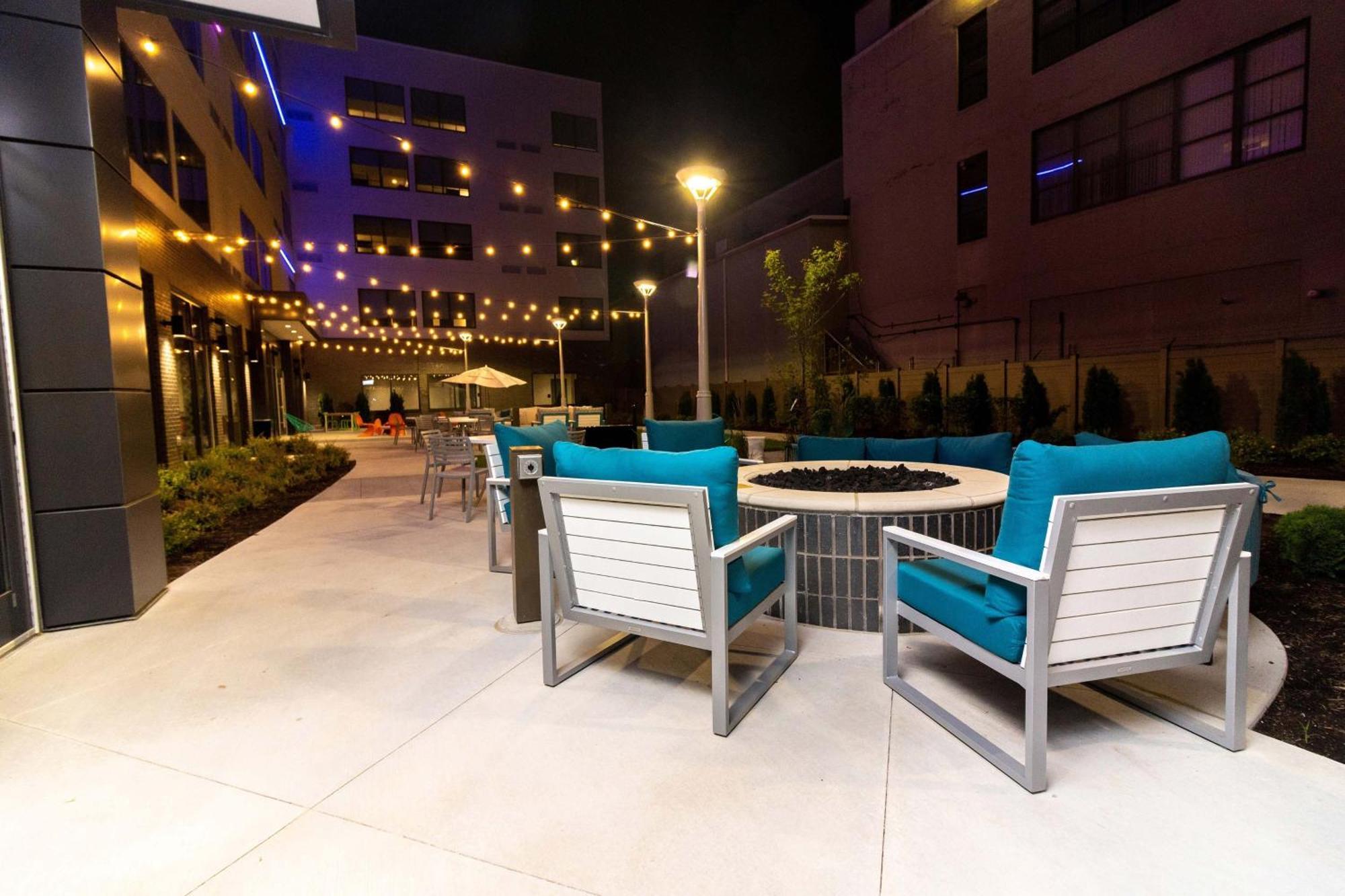 Aloft St. Louis Cortex מראה חיצוני תמונה